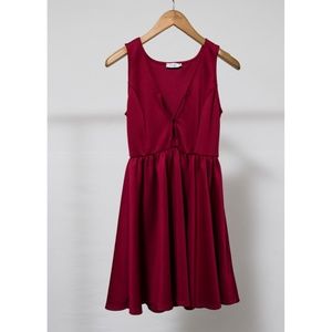 Gorgeous TOBI Dark Red Criss Cross Front Dress